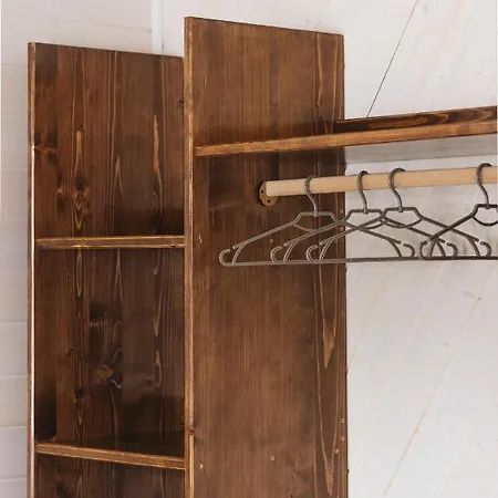 парк-готель там, де гори... Wyschnyzja