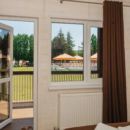 Hotel парк-готель там, де гори... *