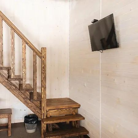 парк-готель там, де гори...